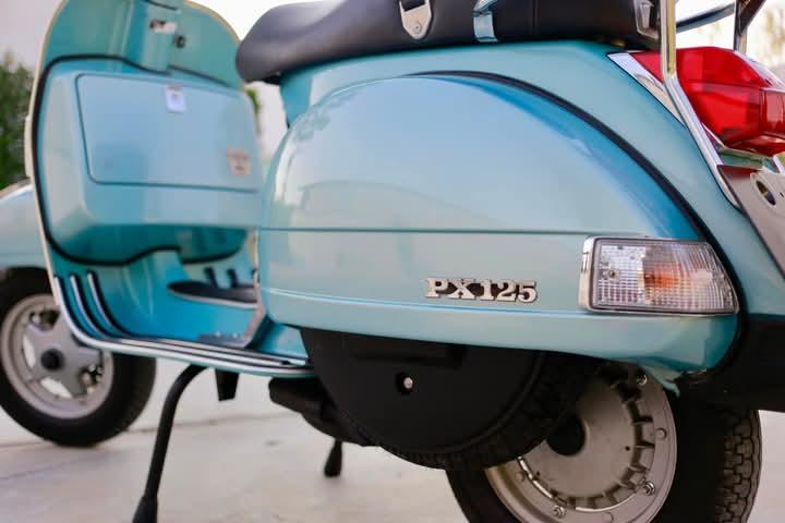 Vespa PX สีฟ้า 9