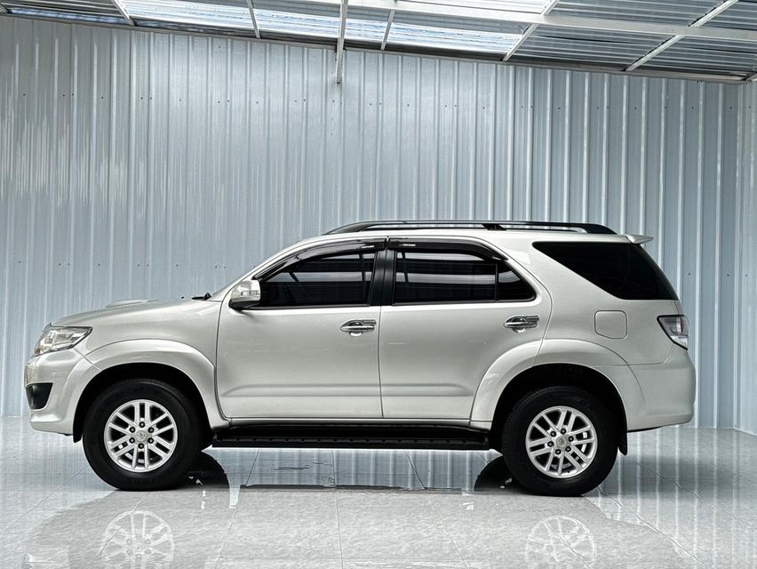 Toyota Fortuner 3.0V D4D VN TURBO VSC ดีเซล เกียร์ออโต้  ปี2012 10