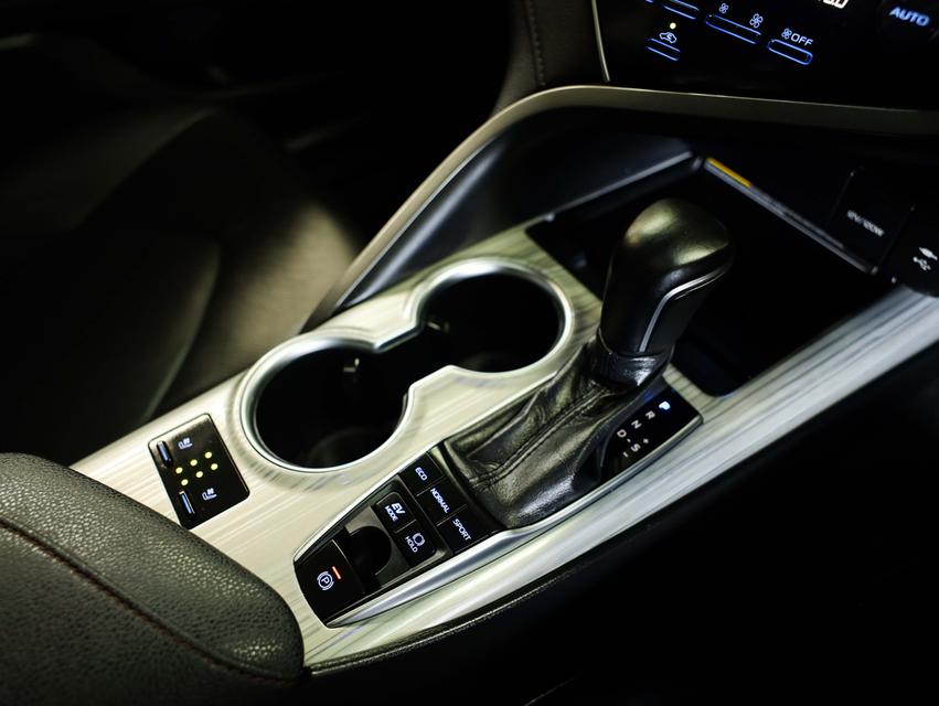 2021 Toyota CAMRY 2.5 (ปี 18-24) Hybrid Premium Sedan AT รูปที่ 13
