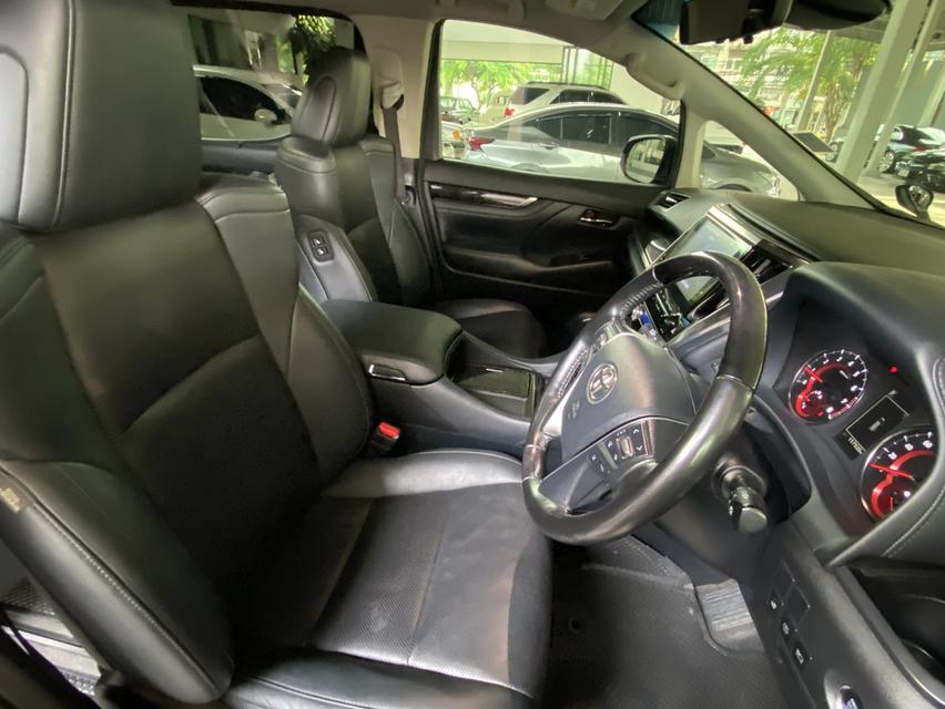 Toyota alphard  14