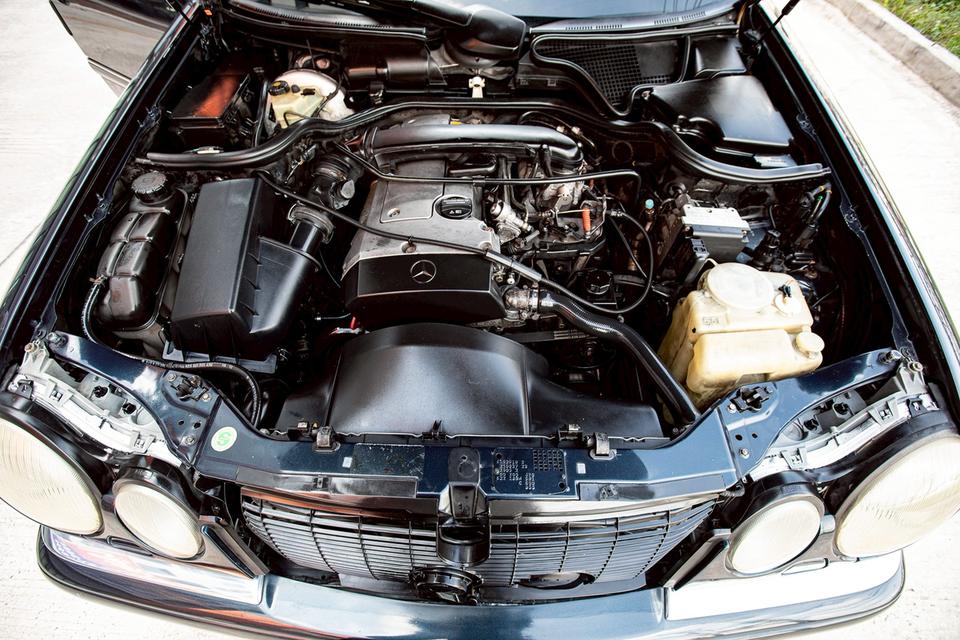 Benz E230 ปี1997 สวยสภาพดี  7