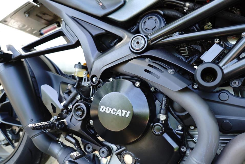 Ducati Monster 1100 Evo Diesel มือ 2 3