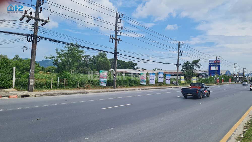 ขายที่ดินเปล่าถมแล้ว  (ขนาด 39 ไร่ 1 งาน 23.4 ตารางวา) ถนนเทพกระษัตรี อำเภอถลาง จังหวัดภูเก็ต ใกล้สนามบินภูเก็ต 2