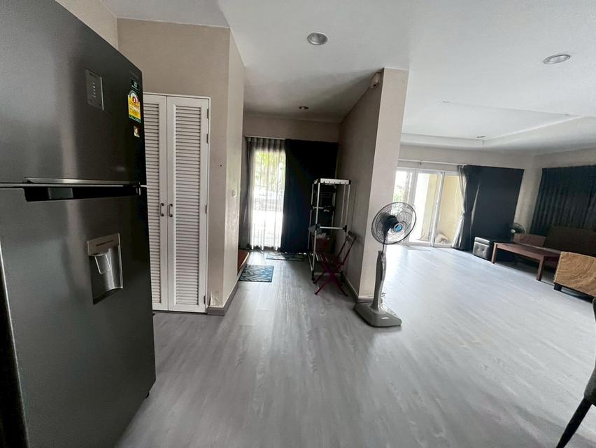 หมู่บ้านเดอะเซนโทร อ่อนนุช-ลาดกระบัง ซอย 20 ถนนลาดกระบัง แขวงลาดกระบัง เขตลาดกระบัง กรุงเทพมหานคร 12