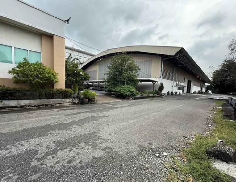 ให้เช่าโกดัง โรงงาน พร้อมสำนักงาน พื้นที่ 5600 ตารางเมตร / ทำเล บางปลา 2 เทพารักษ์  / ผังสีเขียว ก4-5 ขอ รง4 ได้ 1