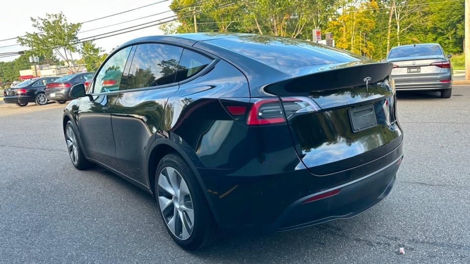 Tesla Model Y รถไฟฟ้ามือสอง สภาพสวยมาก 8