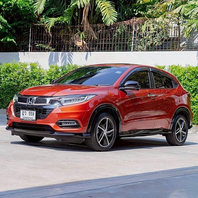 HONDA HR-V 1.8 RS MNC AT 2018สีแดง ตัวท็อป RS ไมล์ 75,xxx มือเดียว รูปย่อยที่ 2