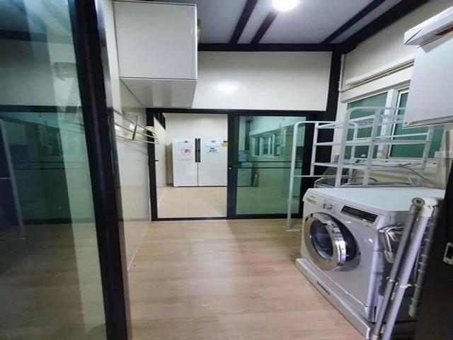 ขายบ้าน หลังมุม หมู่บ้านเดอะเซนโทร อ่อนนุช-วงแหวน เนื้อที่ 77.60 ตรว. ทำเลดี ติดถนนใหญ่ถนนลาดกระบัง 8