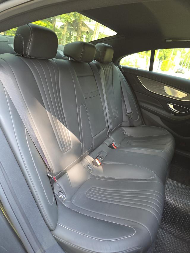 ขาย Mercedes-Benz CLS300d W257 AMG Premium Sedan เจ้าของขายเอง ไมล์น้อย ไม่เคยทำสี รูปที่ 20