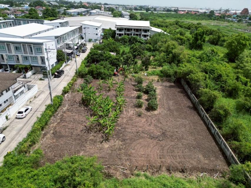 ขายที่ดินแปลงสวย 2 แปลง ถมแล้ว ขนาดเริ่มต้น 151 ตร.ว. ซอยวัดสลักเหนือ ปากเกร็ด ใกล้สถานีรถไฟฟ้าอิมแพค เมืองทองธานี 1