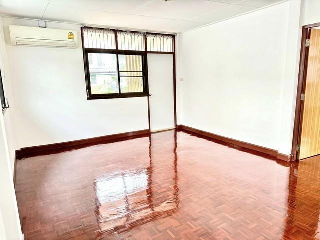 PB5283 ให้เช่าบ้านเดี่ยว เหมาะทำออฟฟิศ ในซอยลาดพร้าว48(ซอยวัฒนานิเวศน์) เขตห้วยขวาง ใกล้ MRTสถานีภาวนา 6