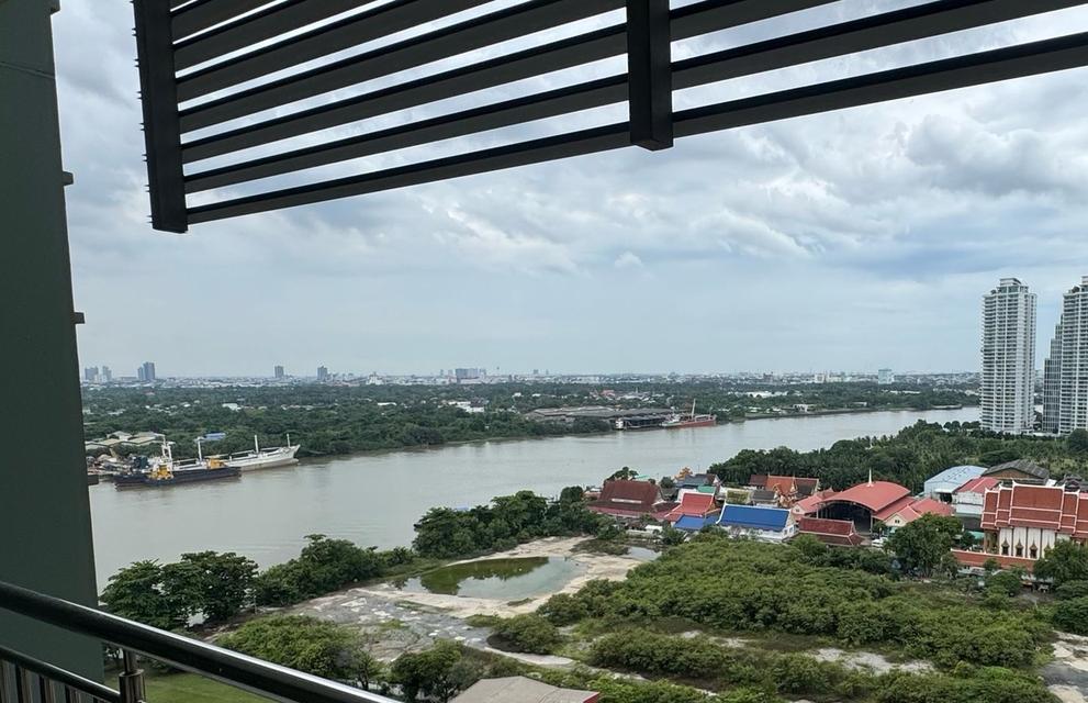 คอนโด 18