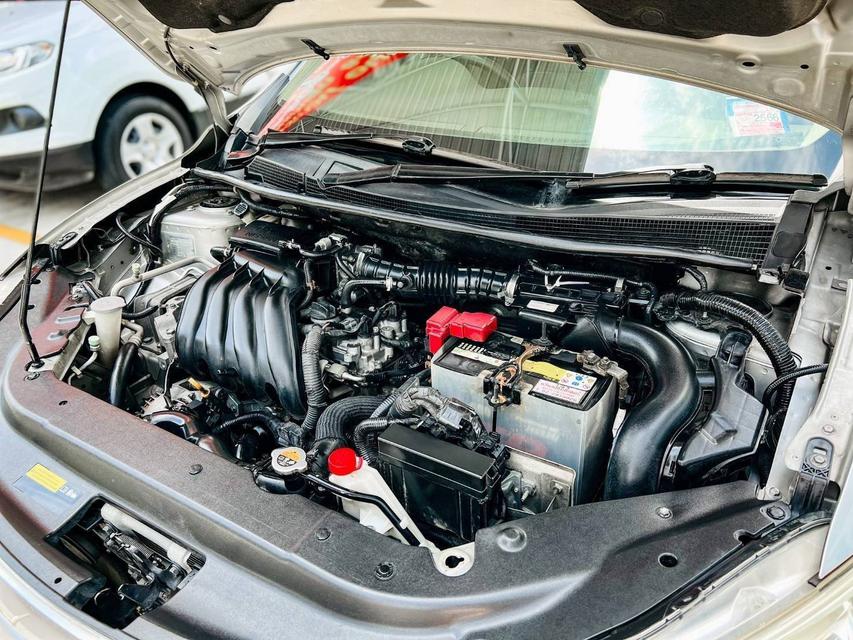 Nissan Sylphy 1.6 V ปี 2013 รถผู้บริหาร หรูหรา ดีไซน์ทันสมัยในราคาสบายกระเป๋า  5