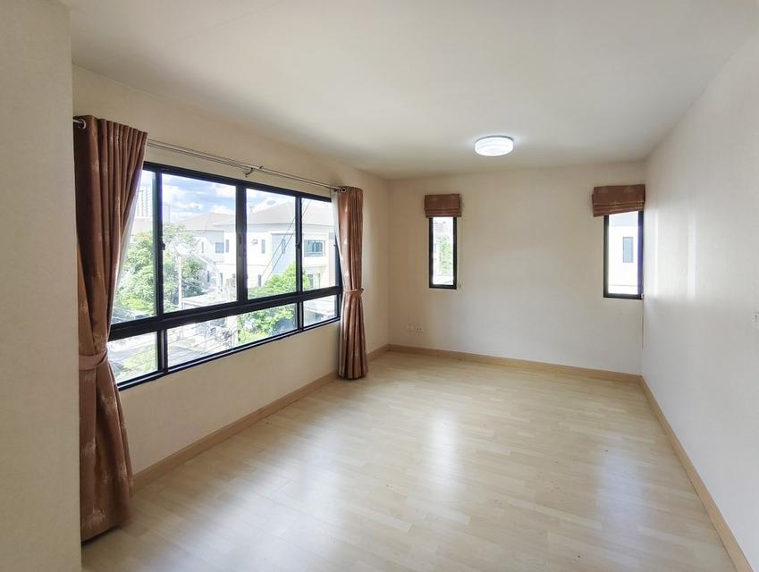 ขายทาวน์โฮมมือสองนนทบุรี โครงการ เดอะคอนเนคอัพ 3 รัตนาธิเบศร์ 17 (The Connect Up 3 Rattanathibet 17) หลังมุม ใกล้รถไฟฟ้าสายสีม่วงสถานี แยกนนทบุรี1 10