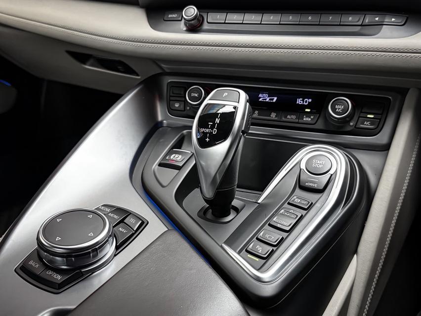 (แจ้งรหัสรถ MCA6666) 2015 BMW I8 1.5 HYBRID COUPE 4WD PLUG IN HYBRID รูปที่ 13