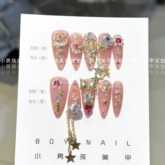 เล็บปลอม  6