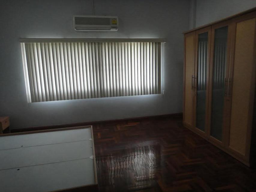 บ้านทาวน์เฮ้าส์ มือสอง สภาพดี 8