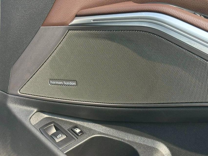 BMW 330e M Sport (G20) ปี 2020 รูปที่ 9