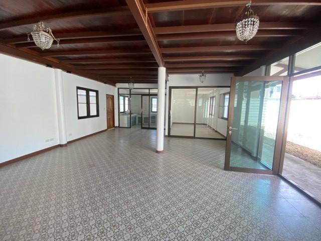 ให้เช่าบ้านเดี่ยวสร้างใหม่ 2 ชั้น เนื้อที่ 100 ตร.วา ซอยลาดพร้าว 101 ใกล้เดอะมอลล์ บางกะปิ รถไฟฟ้าลาดพร้าว 101 เหมาะอยู่อาศัยหรือทำสำนักงาน จอดรในบ้าน 7