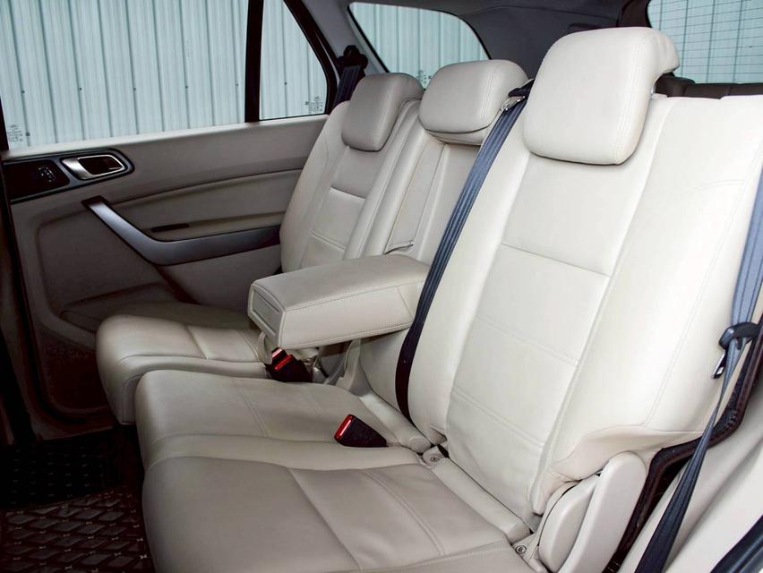 FORD EVEREST 2.2 TITANIUM 2WD ปี 2015 โฉม ปี15-22 เกียร์ AUTO เครื่องยนต์ ดีเซล เลขไมล์ 264,186 Km. 12