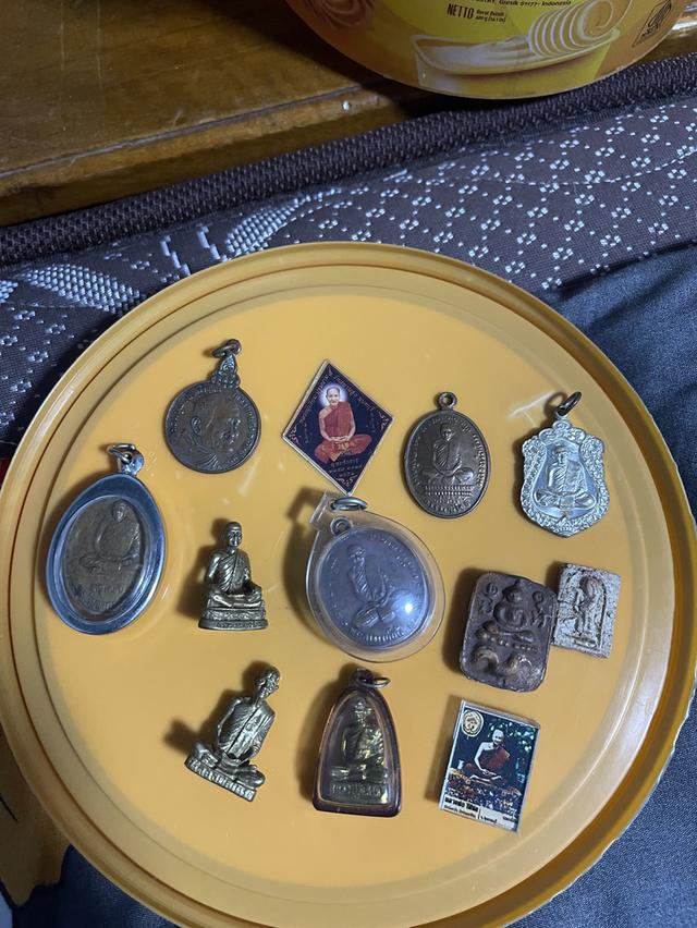 พระเครื่อง มีหลายเกจิ