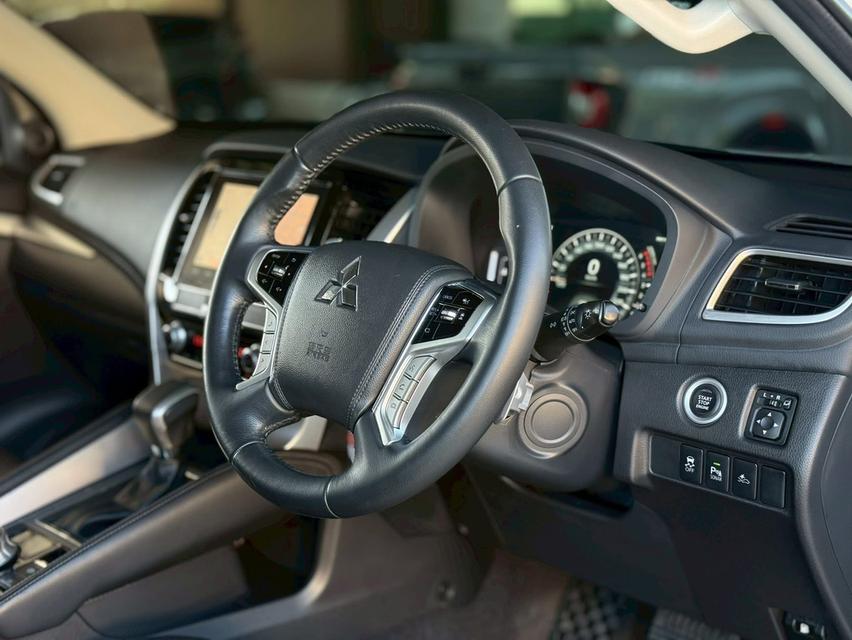 Mitsubishi Pajero 2.4GT 4wd ปี21 12