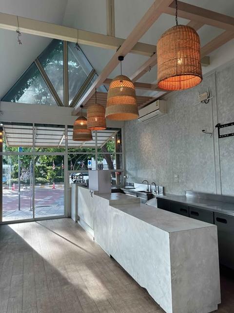 11 จอดรถ เจริญกรุง 68-77 จันทน์ ให้เช่าร้าน cafe 1 นอน 2 น้ำ 38ตร.ม. BTS สะพานตากสิน 1.2 กม. ทำเลดี เอเชียทีค 950ม 4