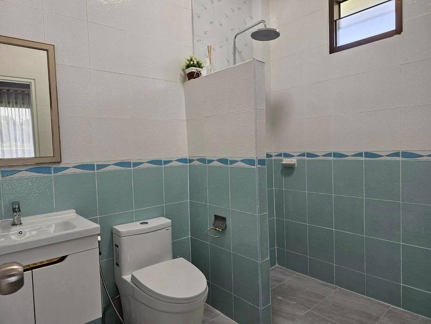 บ้านพักตากอากาศสุดหรู ใกล้ทะเลบางเสร่ พื้นที่กว้าง น่าอยู่มาก 14