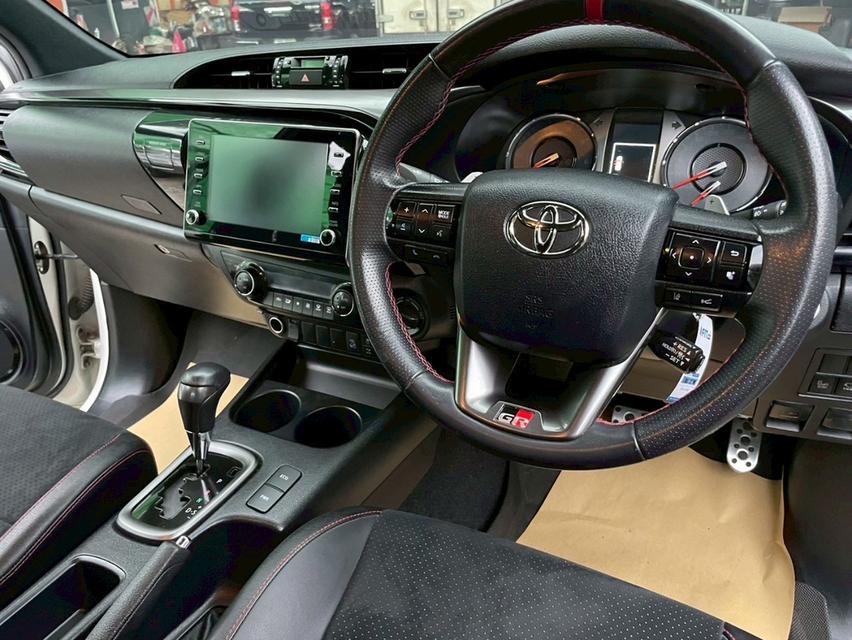 2022 Toyota revo 2.8 GR 4x4 ออโต้ 4ประตู มือเดียว ขาย 958000 รถสวยเดิม จอดมีนบุรี กทม สอบถาม 085  337  55  37 6