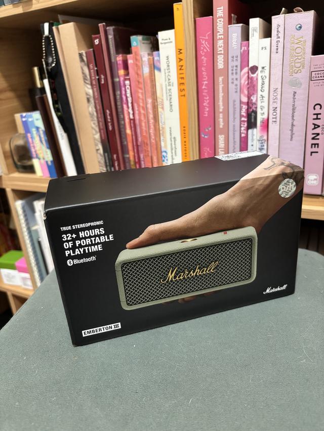 The Marshall Emberton III is a portable Bluetooth 5.3 speaker รูปที่ 2