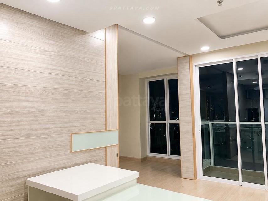 For Sale — Sea View Condo at Cetus Beachfront Pattaya, JomtienCondo for sale at Cetus Beachfront Pattaya, located directly on Jomtien Beach Road 3