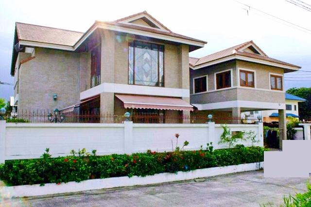 4นอน MRT ตลิ่งชัน 3.4กม.ขาย บ้านเดี่ยว 2 ชั้น พุทธมณฑลสาย1 ตลิ่งชัน 145ตร.วา. 580ตร.ม. หลังใหญ่ พร้อมสวนส่วนตัว เฟอร์ฯ น 1