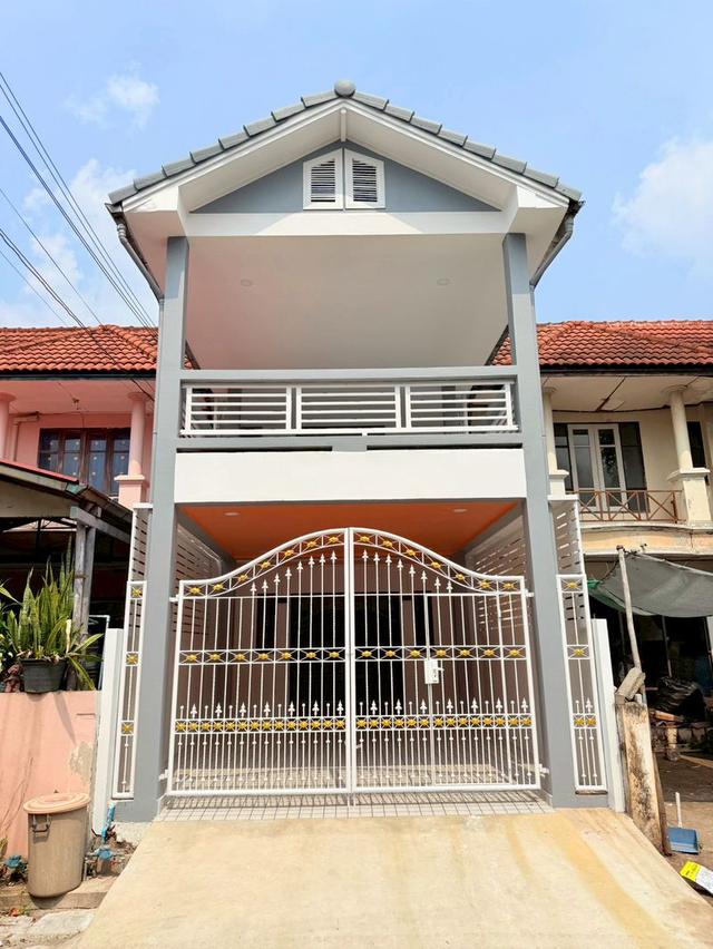 หมู่บ้านบัวทอง4 (คุณาภัทร) 1