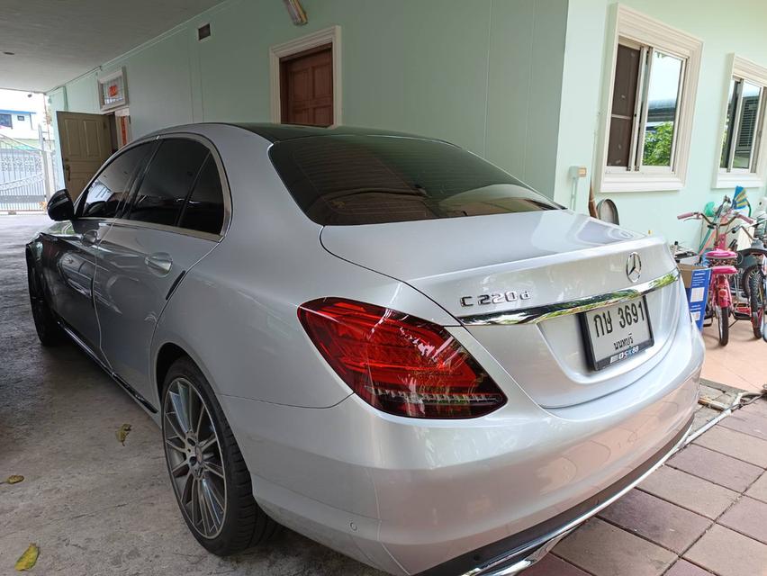 รถบ้านใช้น้อย C220d AV ปี19 สีBronzeเงิน ไมล์65,000 เช็คระยะ/ของเหลว60000โลครบ ยางMCเปลี่ยนเมื่อ180วัน ภายในใหม่มากไม่เคยชนขาย1.15ลบ Nick T 0905454999