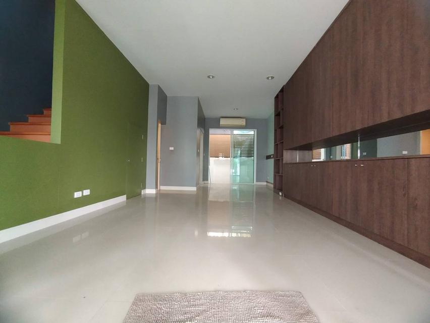 !! ขาย ทาวน์โฮมออฟฟิศ สวยสภาพดี บ้านกลางเมือง เอสเซ็นส์ศรีนครินทร์ 13