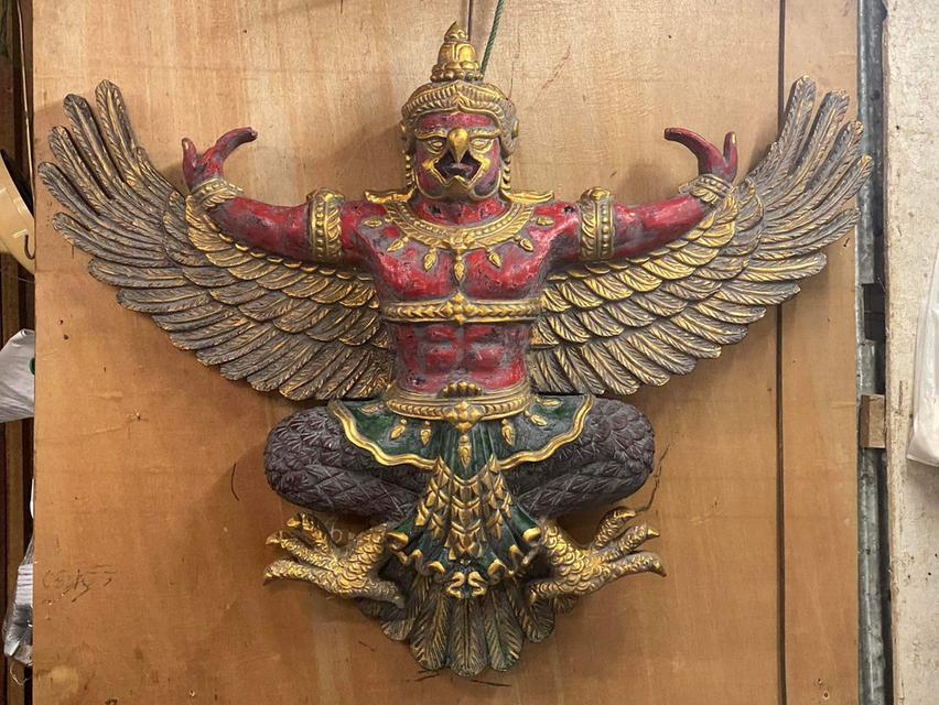 พญาครุฑไม้แกะ องค์ใหญ่ ขนาด145ซม ครุฑไม้เก่า