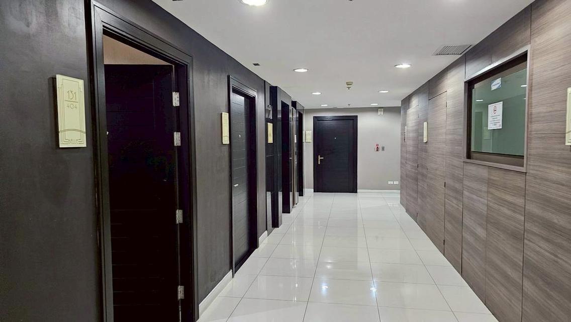 ขายด่วน! คอนโดหรู ใจกลางพระราม 9 พร้อมอยู่ Belle Grand Condo Rama 9 13