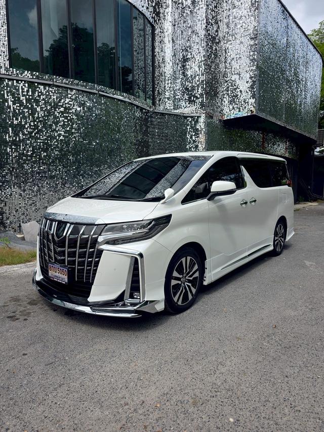 Toyota Alphard 2.5 SC Package ปี 2021