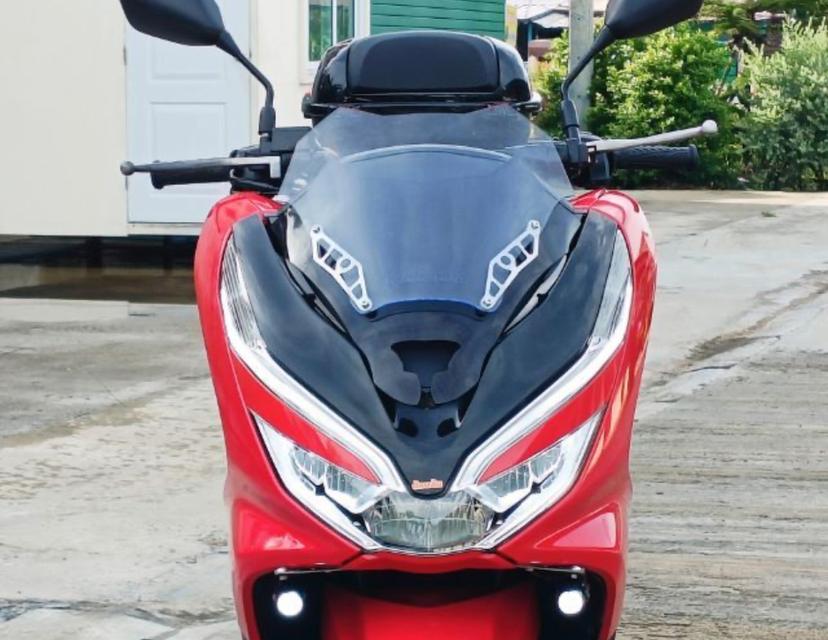 Honda PCX 150i สีแดง