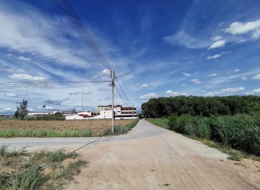 ขายที่ดิน ติดนิคมอีสเทิร์นซีบอร์ด เข้าซอยมาบยางพร 27 หรือ 31  2