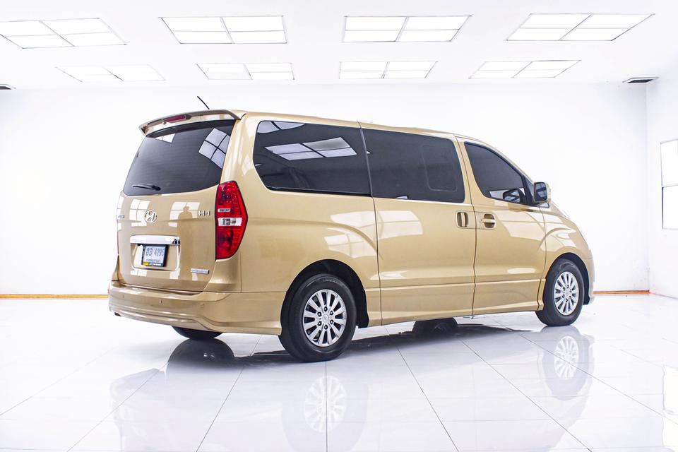 HYUNDAI H-1 2.5 DELUXE 2018