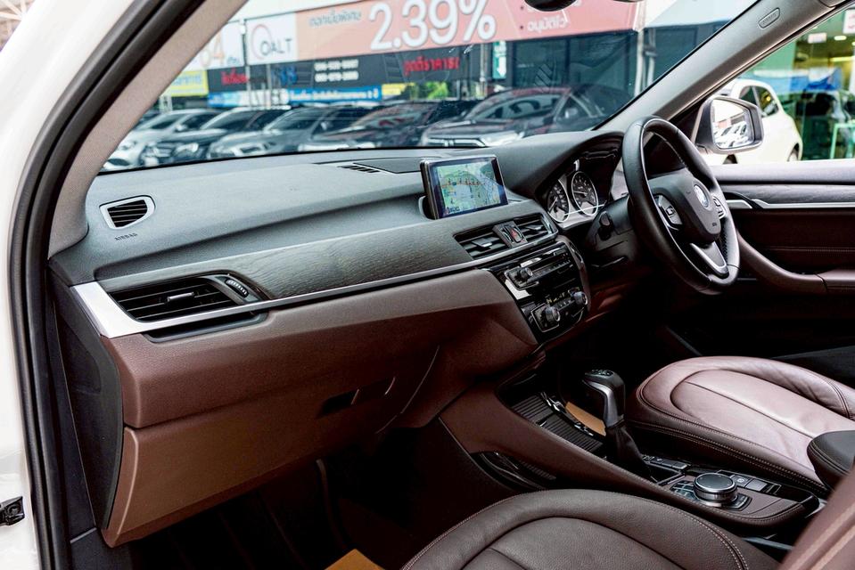 รหัสรถ NP9124 รุ่นรถ : BMW X1 SDRIVE18i XLINEปีรถ : 2017 11