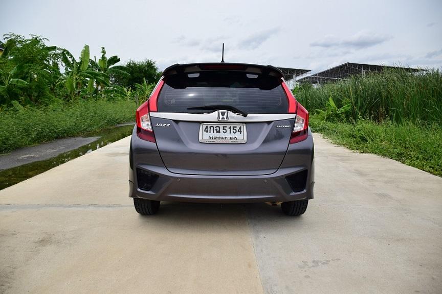 ปี2014จด15 ฟรีดาวน์ HONDA JAZZ GK เกียร์แพดเดิ้ลชิฟ SV / เบาะหนังแท้ แอร์จอ ครุสคอลโทล กุญแจคีเรท จอ กล้องหน้าหลังABS AIRBAG โทร0957401229 ไอดีไล UTBP 16