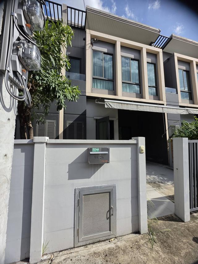 ขายด่วน ทาวน์โฮม 2 ชั้น Pleno สุขุมวิท–บางนา พร้อมเข้าอยู่ได้ทันที 2