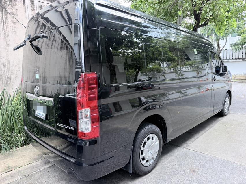 2022 toyota commuter มือเดียว ออโต้ วิ่งน้อย รูปย่อยที่ 3