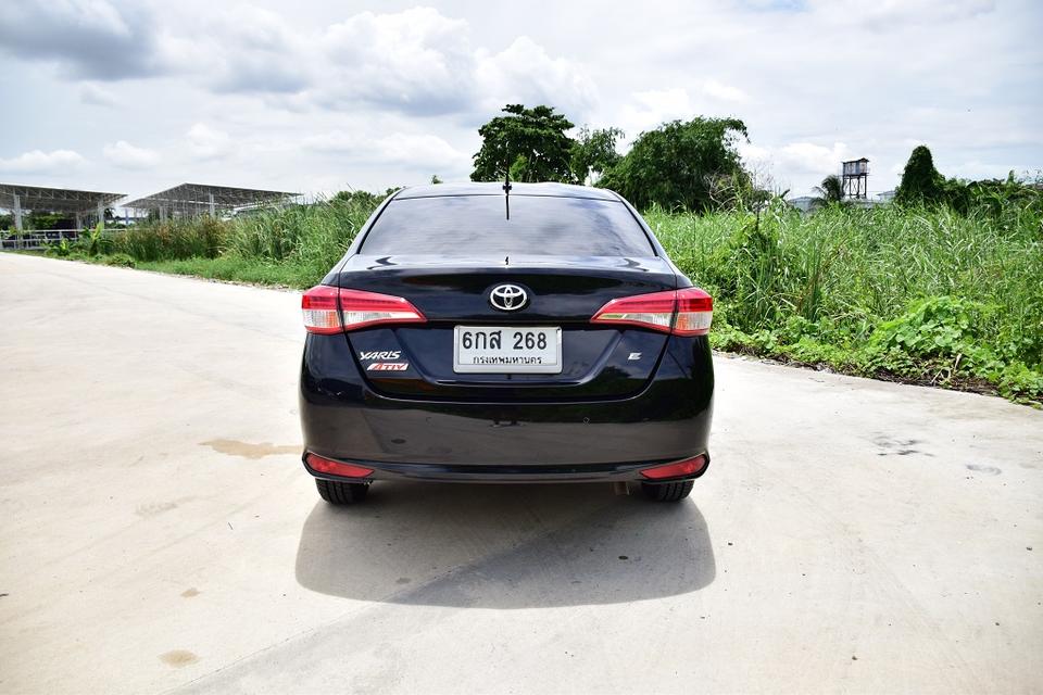 ผ่อน52xx บาท /ฟรีดาวน์ /รถสวยมือเดียว TOYOTA YARIS ATIV 1.2E ออโต้ มัลติฟังชั่นสื บลุทู๊ธCD MP3 ABS USB AIRBAG กุญแจรีโมท ยางปี2025ขับดี โทร0957401229 17