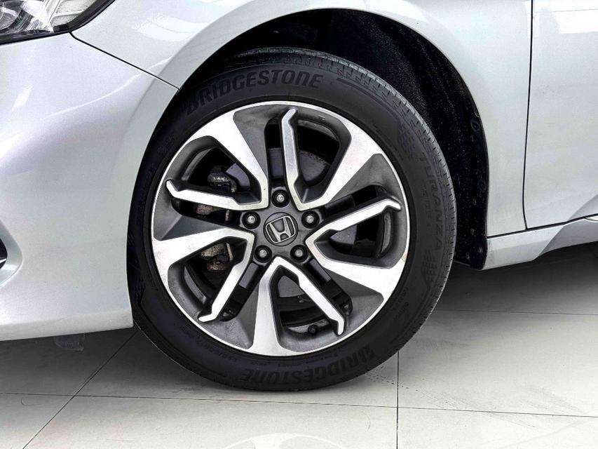 HONDA ACCORD 1.5 TURBO ELเกียร์ AT ปี 2019 สีเทาเลขไมล์ 188,897 กมราคา 614,000 บาทโทร 0929699899 6B446 รูปที่ 7