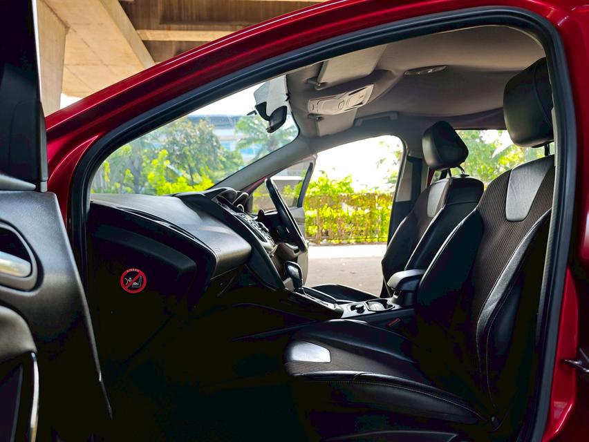 Ford Focus 2.0 S Hatchback AT ปี 2013 15
