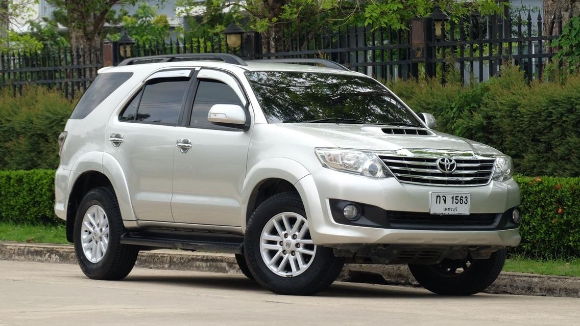 รหัสรถ KN1563 TOYOTA FORTUNER 2.5 G ปี 2012