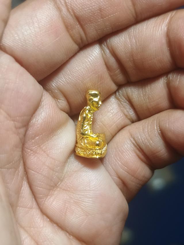 รูปหล่อหลวงพ่อเกษมรุ่น อย 5